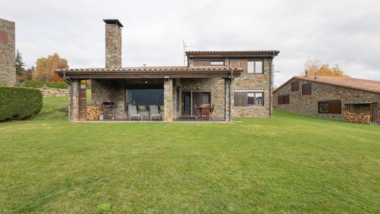 Photo of Outdoor in Campelles