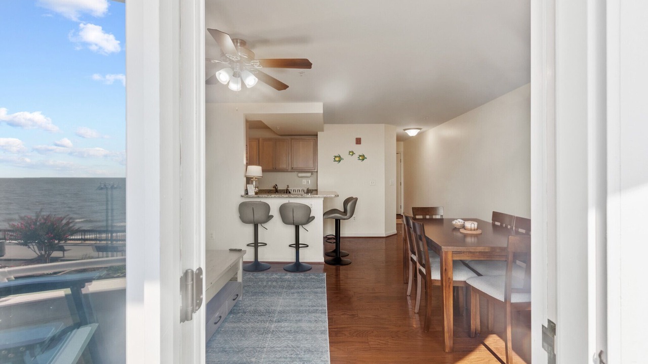 Photo of Patio Balcony in North Beach