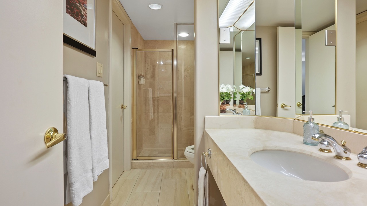 Photo of Bathroom in Oro-Medonte