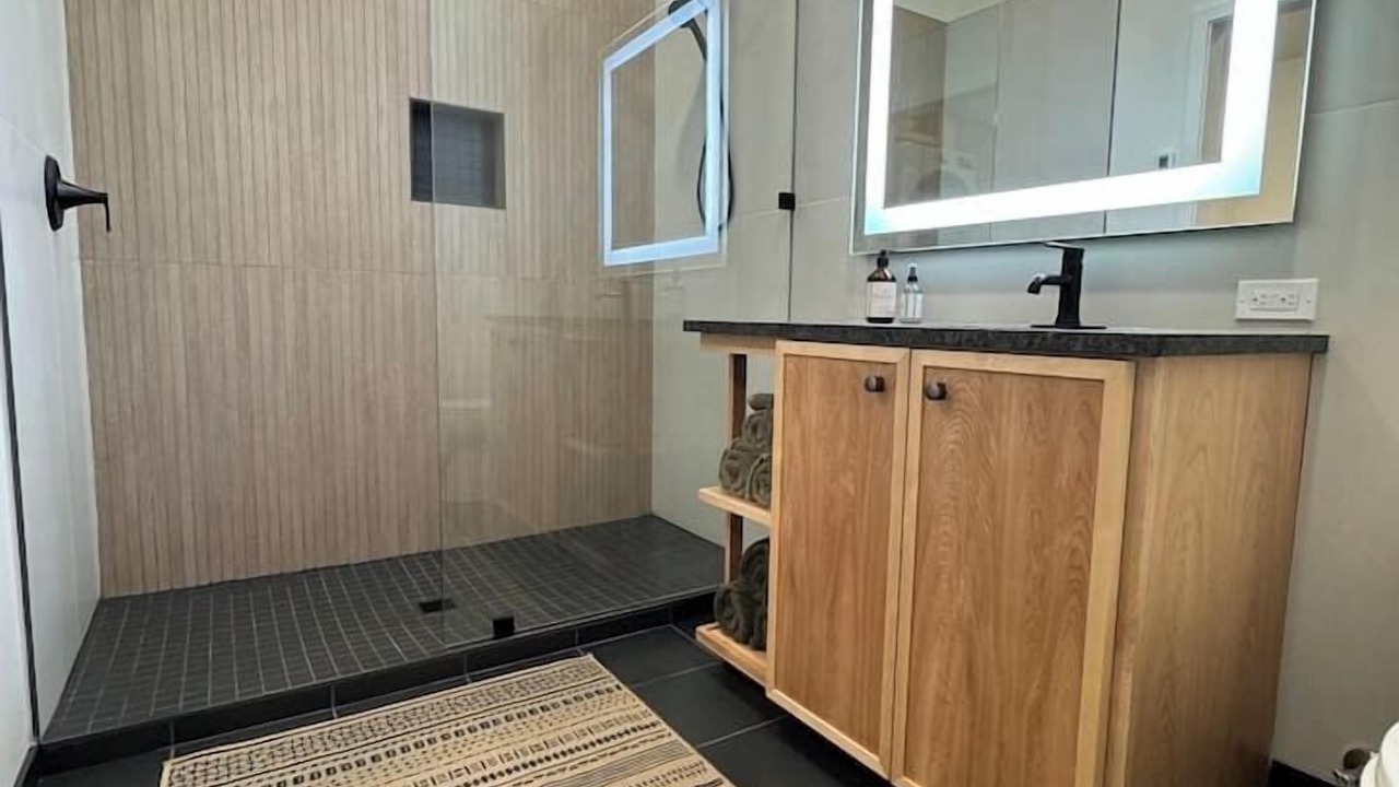 Photo of Bathroom in Luther