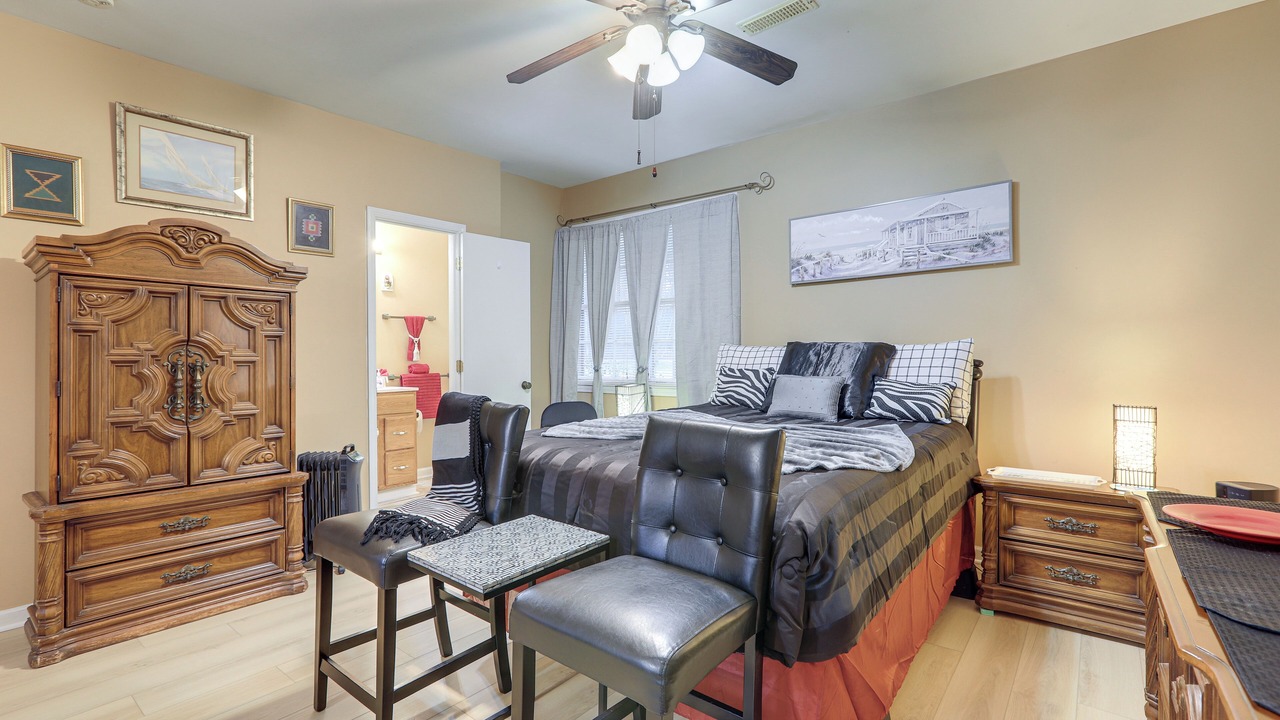 Photo of Bedroom in Stone Mountain