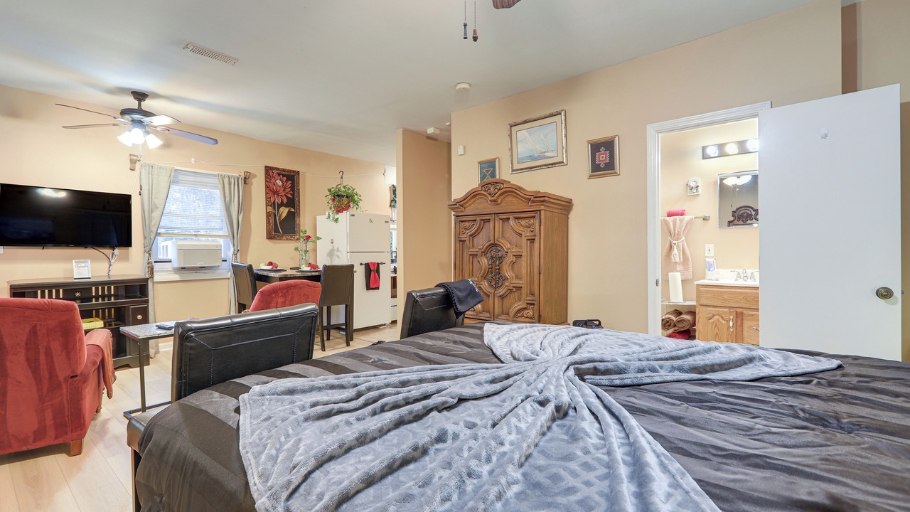 Photo of Bedroom in Stone Mountain