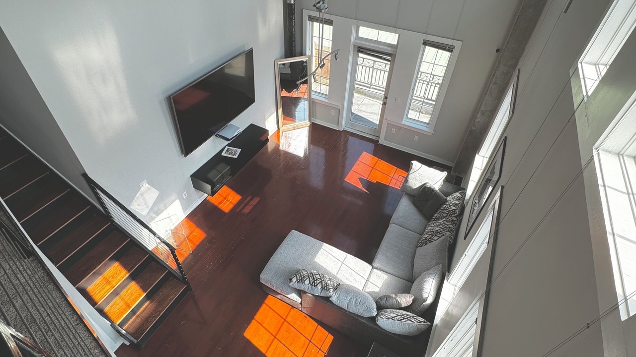 Photo of Livingroom in Loring Heights