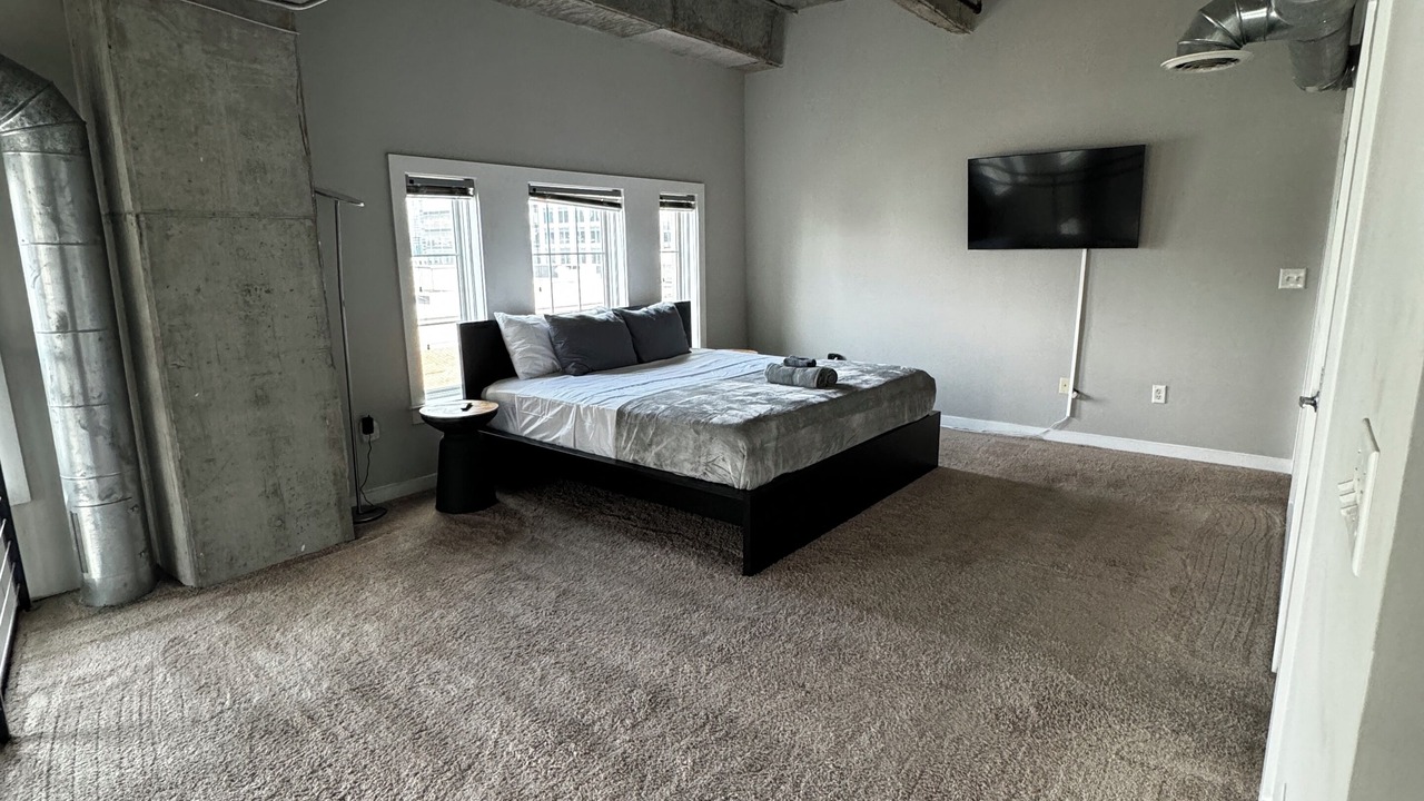 Photo of Bedroom in Loring Heights