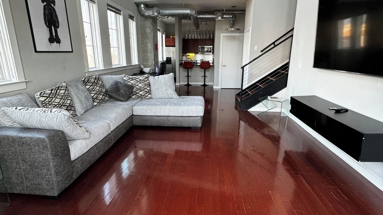Photo of Livingroom in Loring Heights