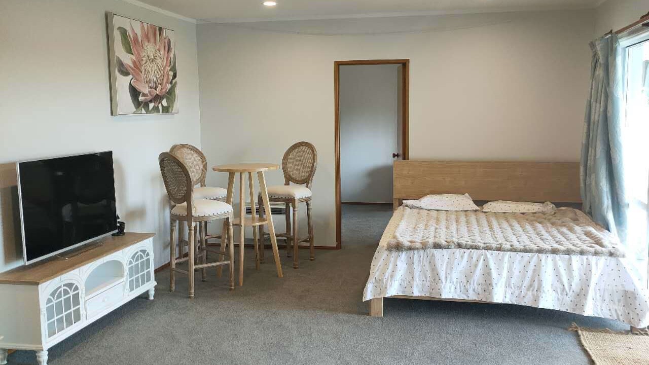 Photo of Bedroom in Mellons Bay