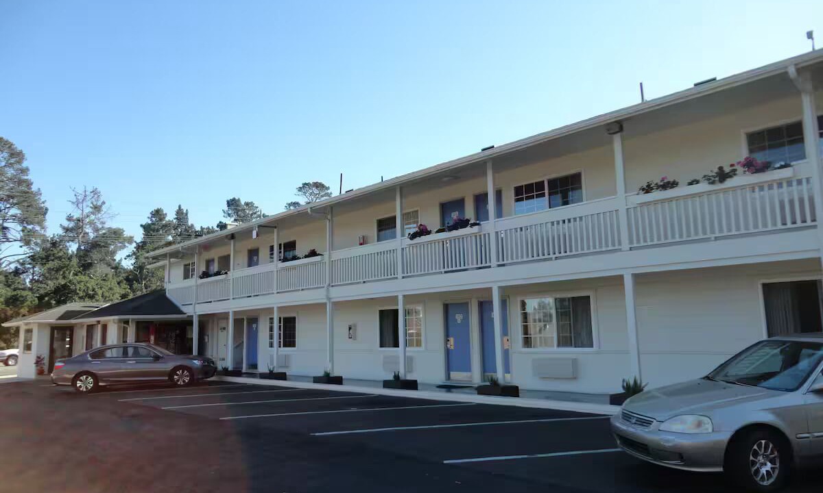 Photo of Outdoor in Munras Avenue