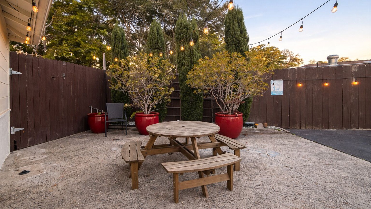 Photo of Outdoor in Munras Avenue
