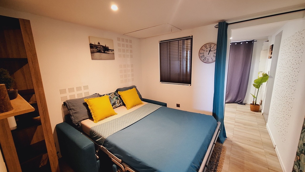 Photo of Bedroom in Chantemerle-sur-la-Soie