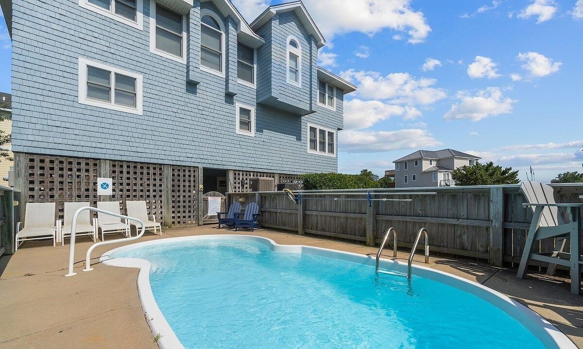 Photo of Outdoor in Monteray Shores