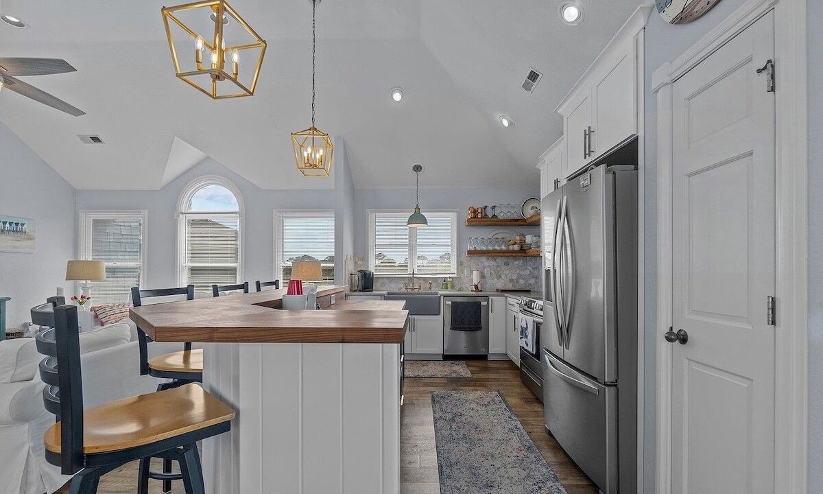 Photo of Kitchen in Monteray Shores