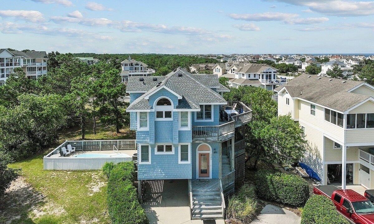Photo of Outdoor in Monteray Shores