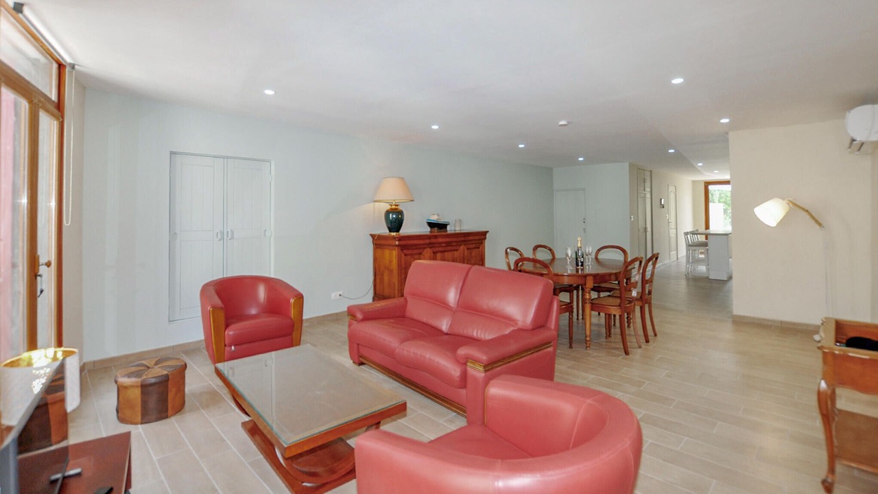 Photo of Bedroom in Saint-Genis