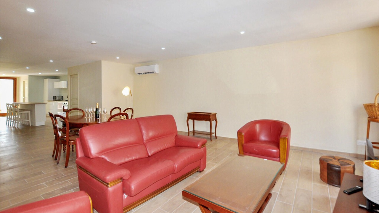 Photo of Bedroom in Saint-Genis