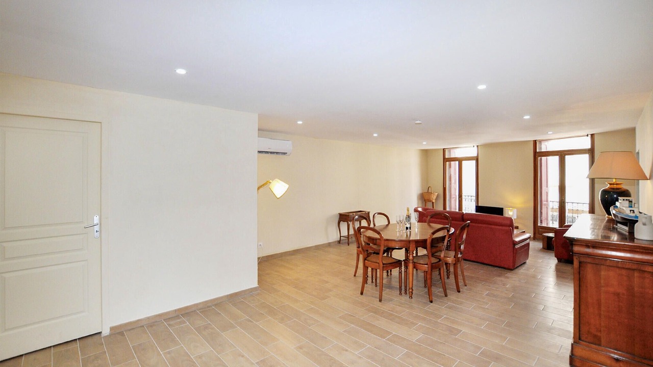 Photo of Bedroom in Saint-Genis