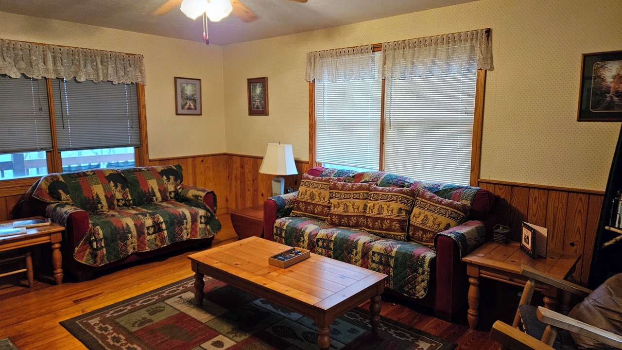 Photo of Livingroom in Topton