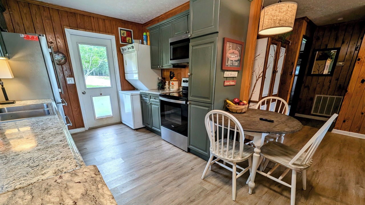 Photo of Kitchen in Auburn