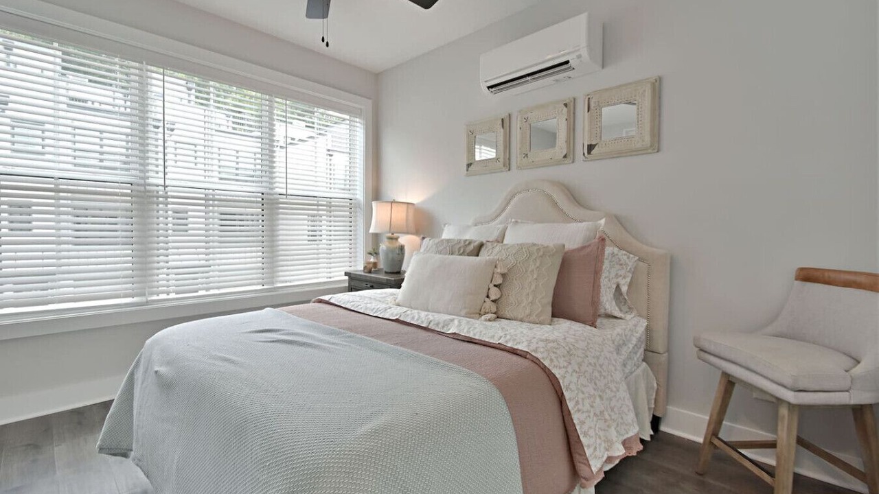 Photo of Bedroom in Knoxville