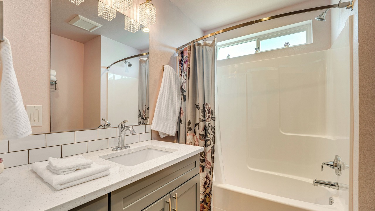 Photo of Bathroom in Moses Lake