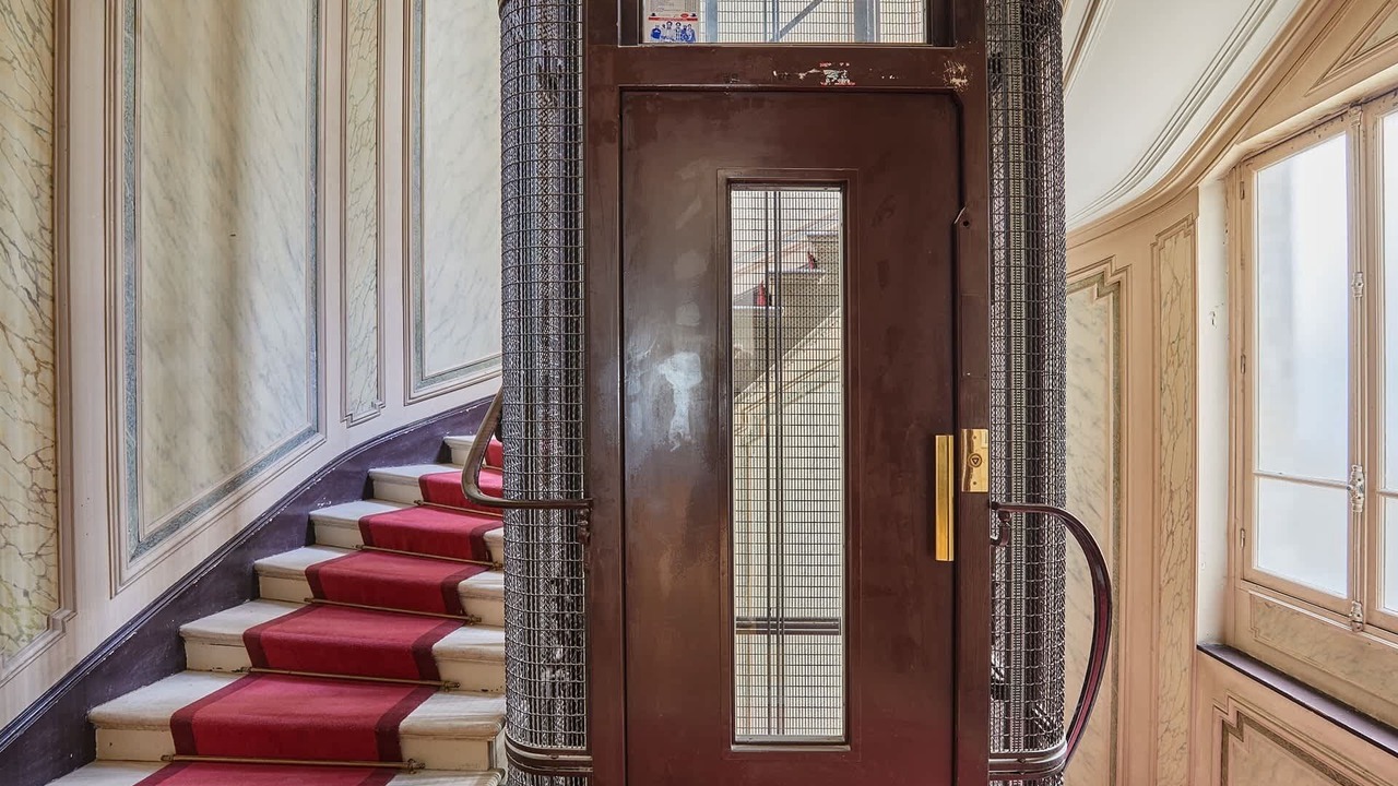 Photo of Others in Saint-Germain-des-Pres