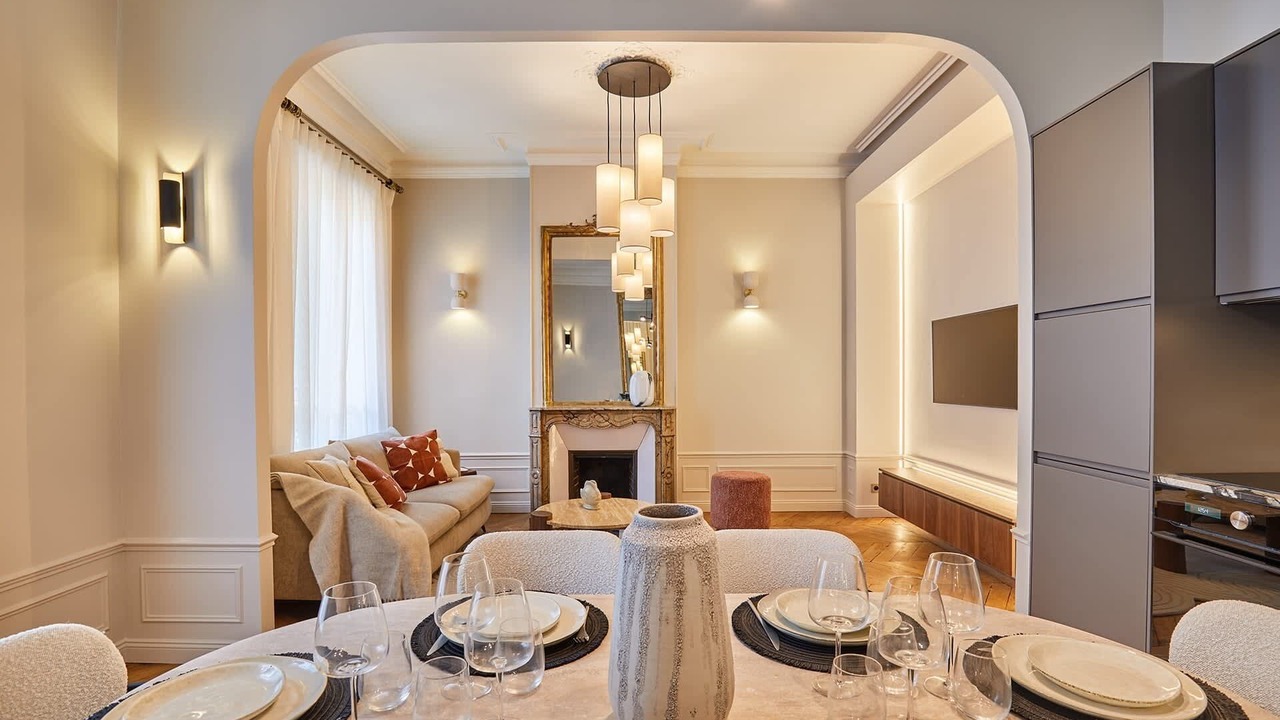 Photo of Others in Saint-Germain-des-Pres