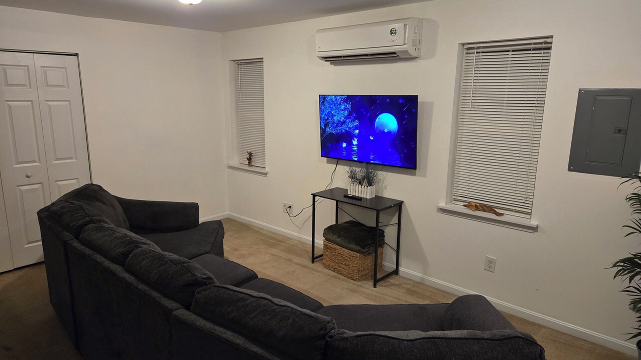 Photo of Livingroom in Chesapeake City