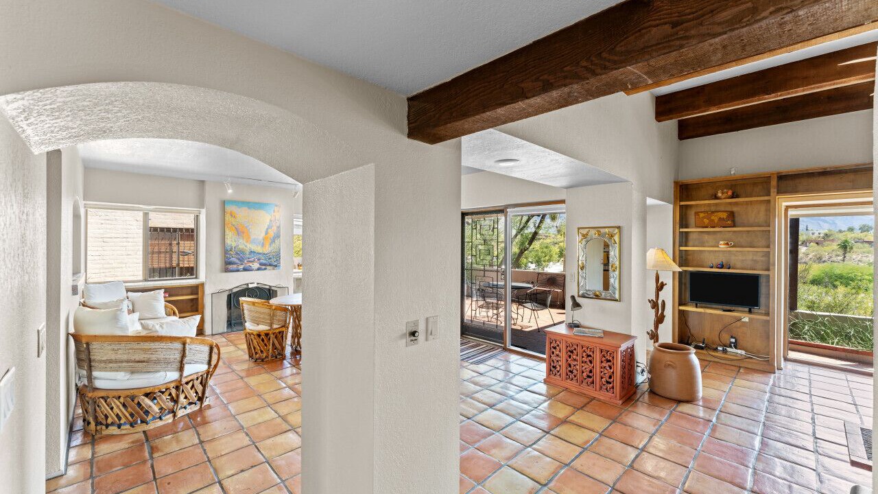 Photo of Livingroom in Catalina Foothills Estates