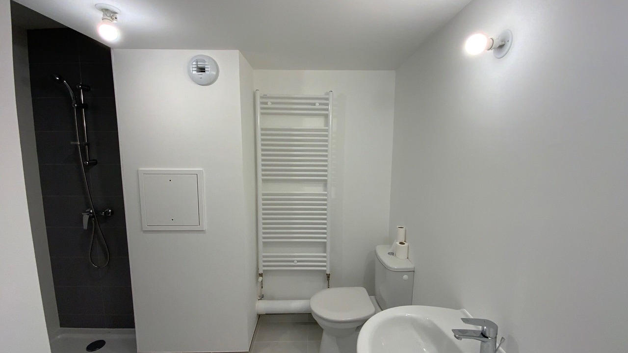 Photo of Bathroom in Alfortville
