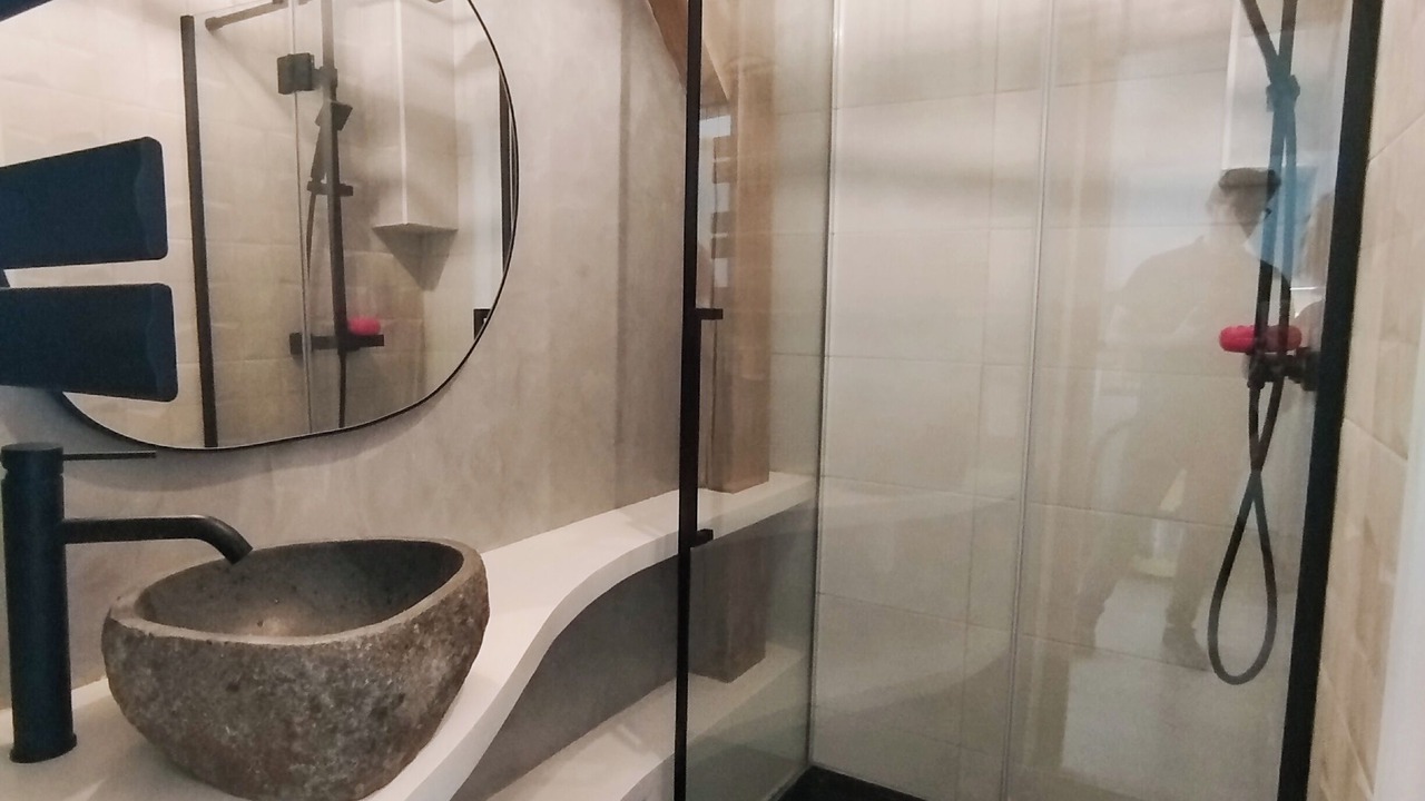 Photo of Bathroom in Chartres