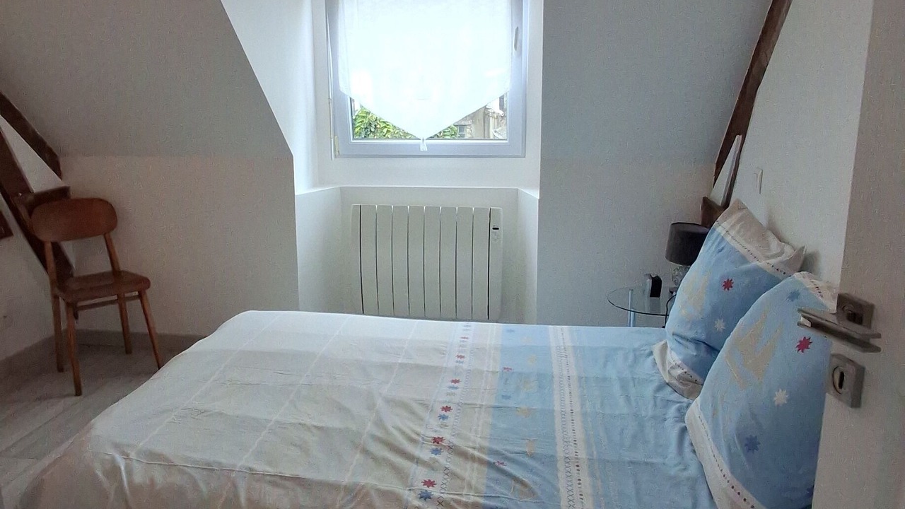 Photo of Bedroom in Malansac