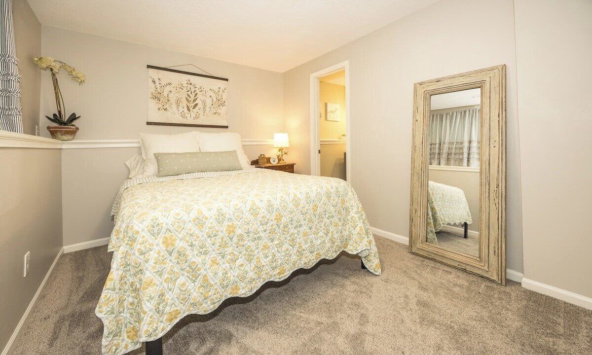 Photo of Bedroom in Parkville
