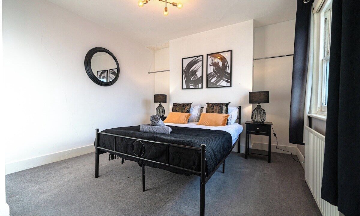 Photo of Bedroom in Royal Tunbridge Wells