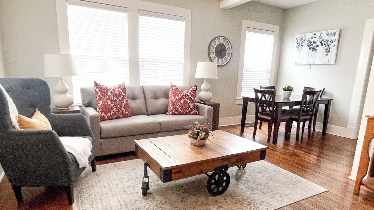 Photo of Livingroom in Laurel
