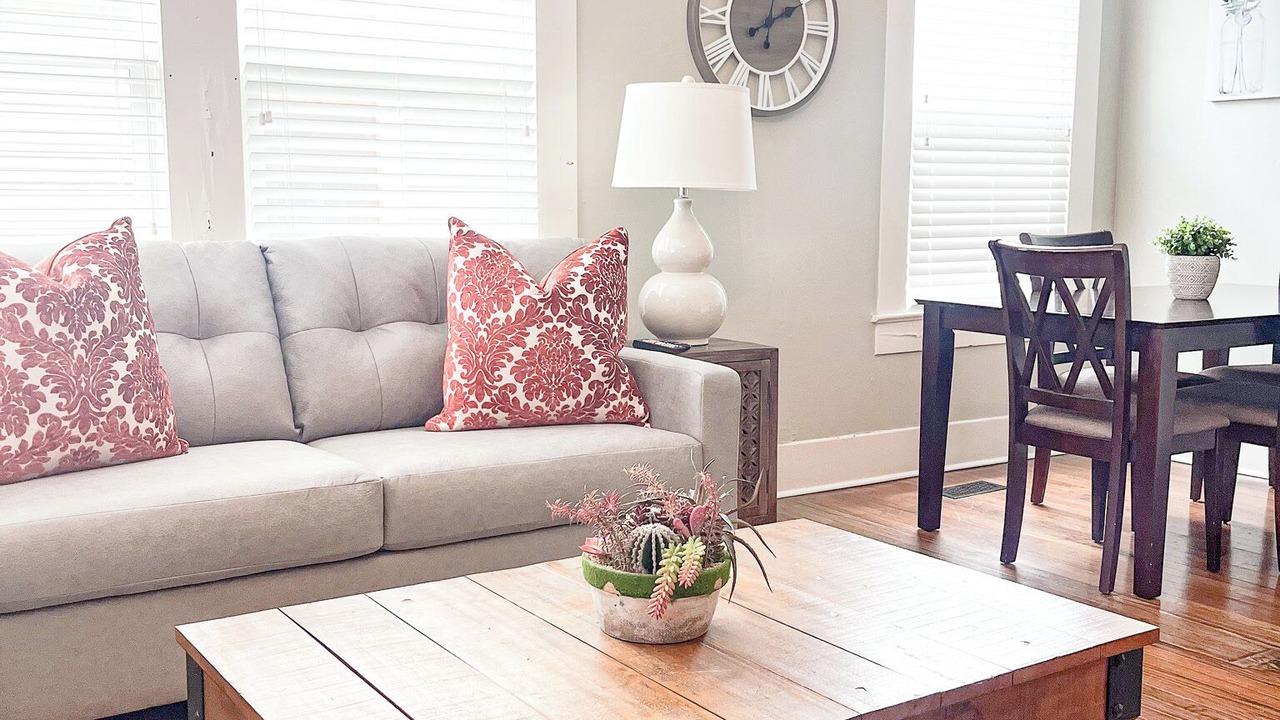 Photo of Livingroom in Laurel