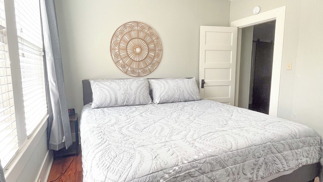 Photo of Bedroom in Laurel
