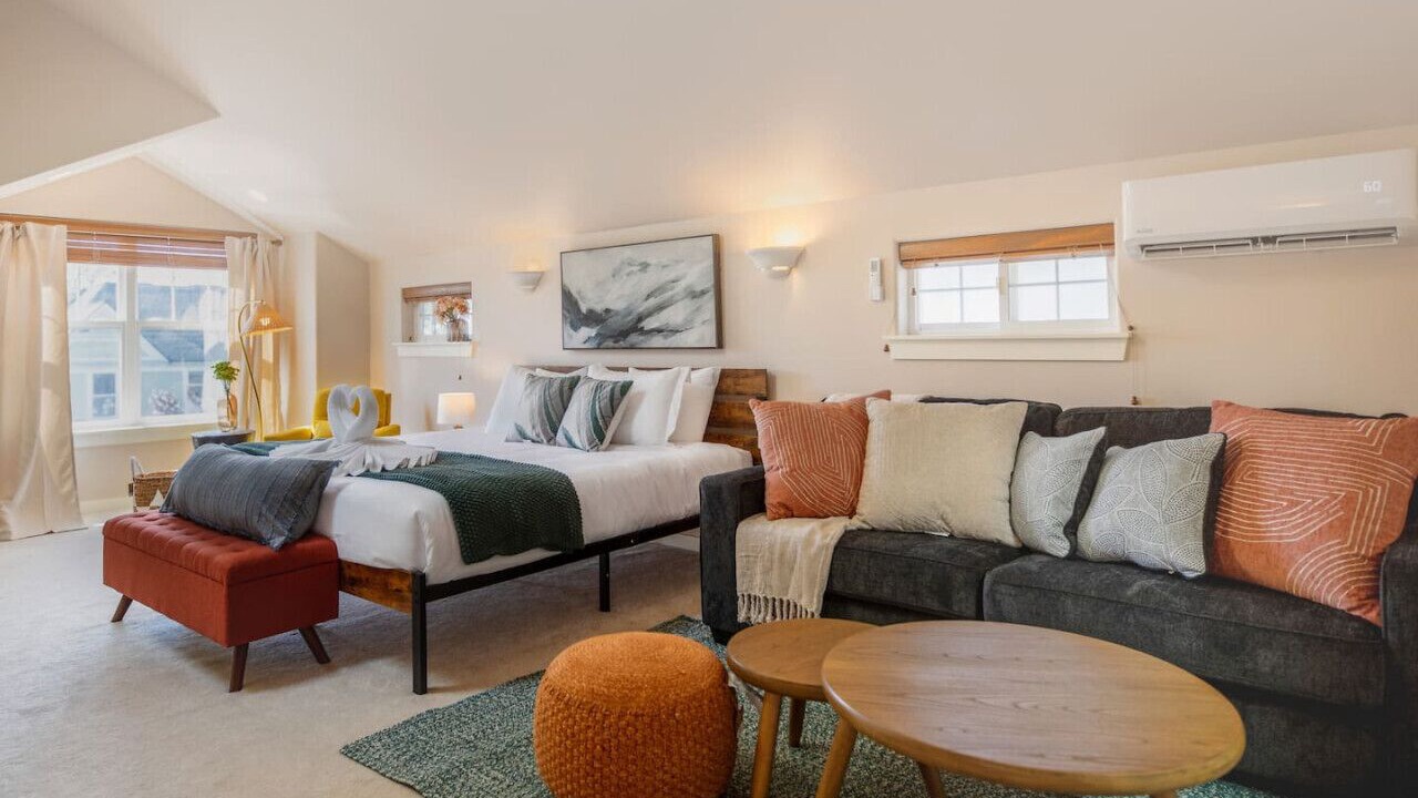 Photo of Bedroom in Minor