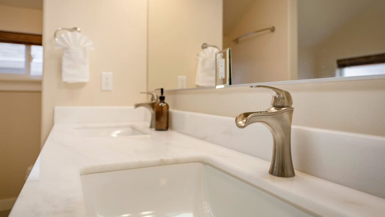 Photo of Bathroom in Minor
