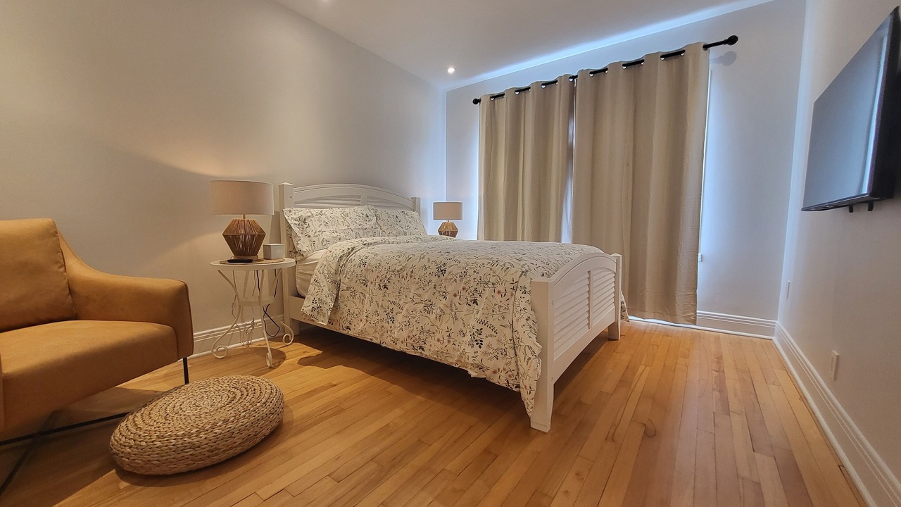 Photo of Bedroom in Rosemont-La Petite-Patrie