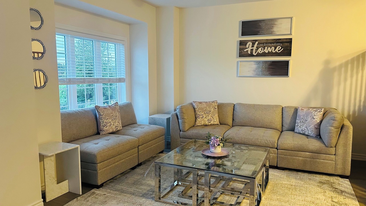 Photo of Livingroom in Guelph