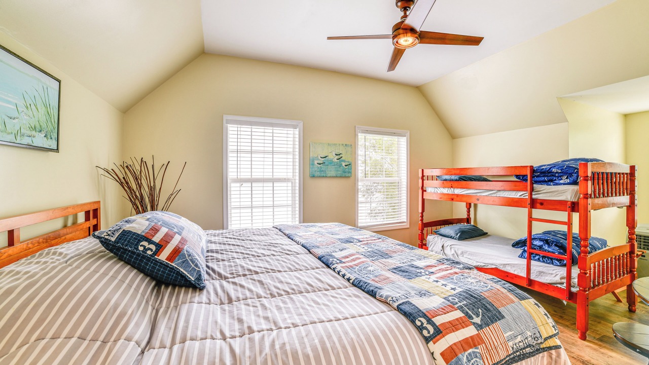 Photo of Bedroom in Canastota