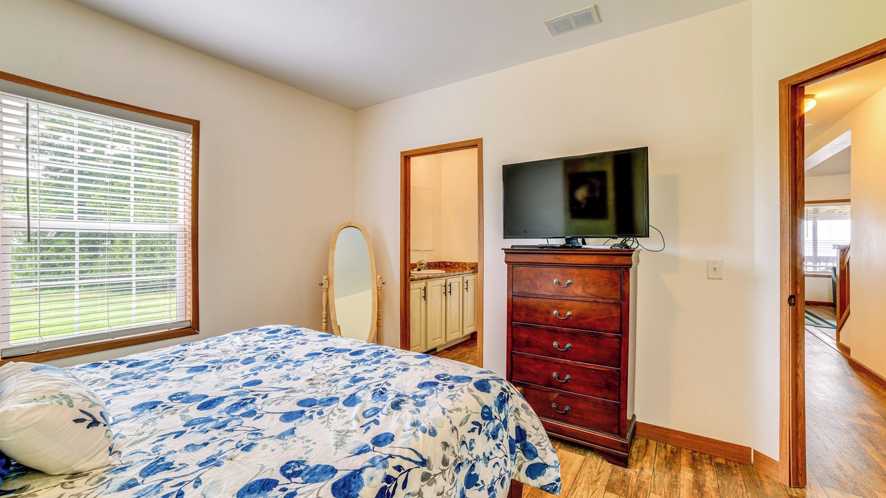 Photo of Bedroom in Canastota
