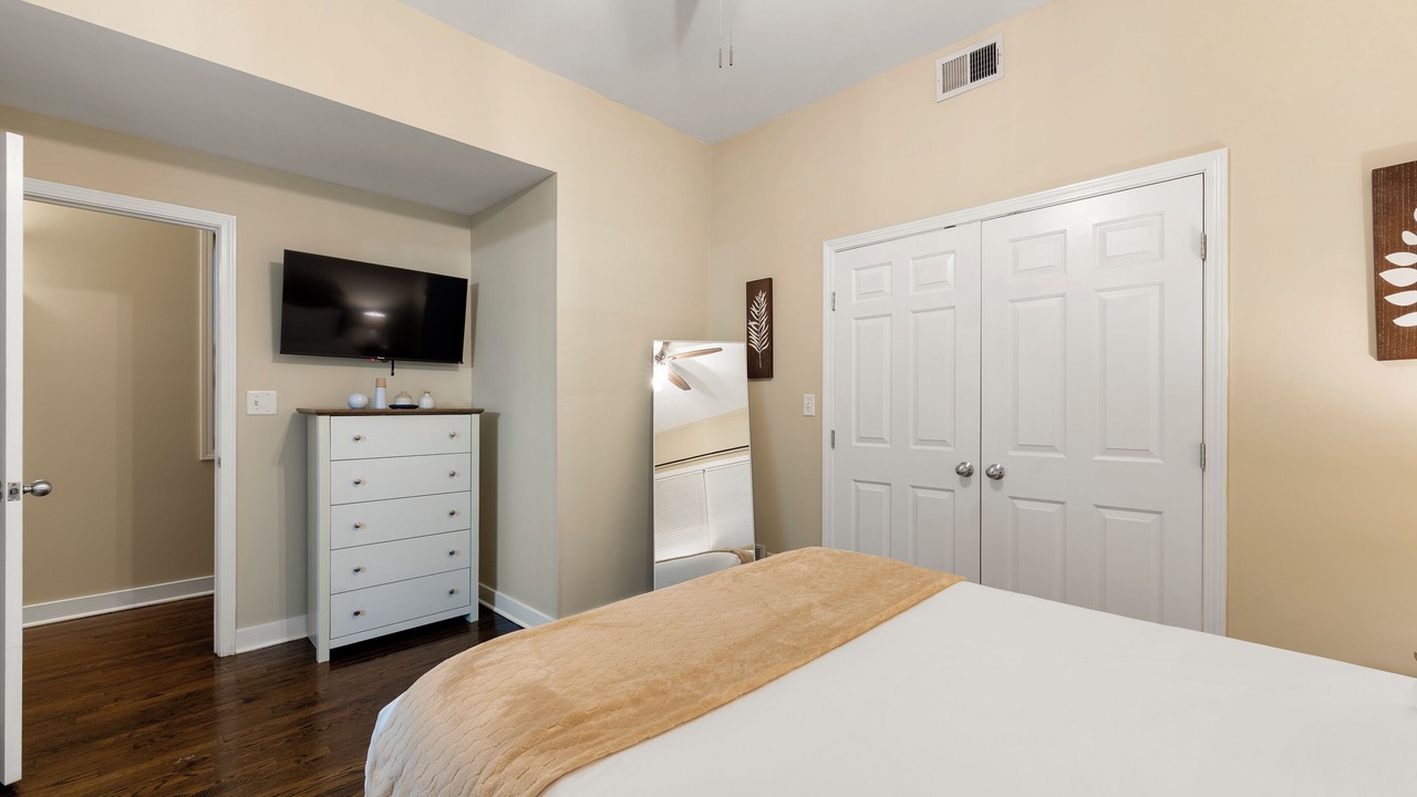 Photo of Bedroom in Tri-Taylor