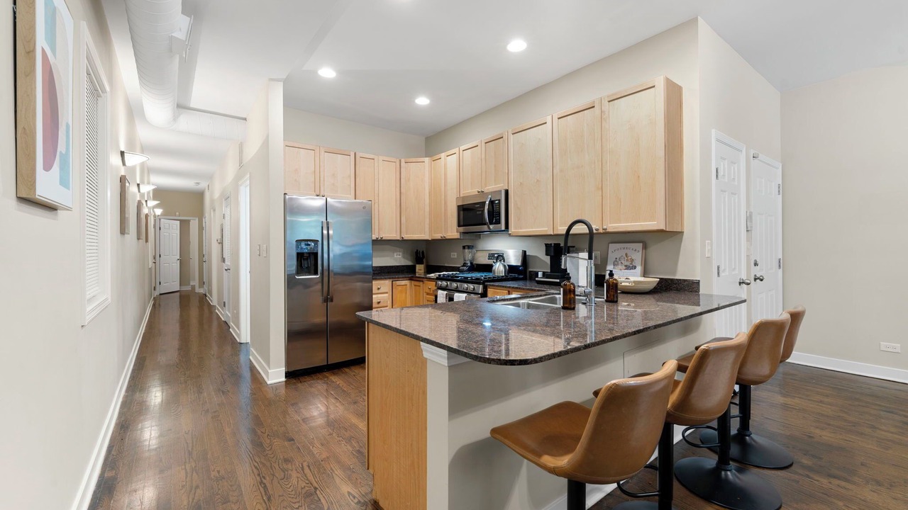 Photo of Others in Tri-Taylor