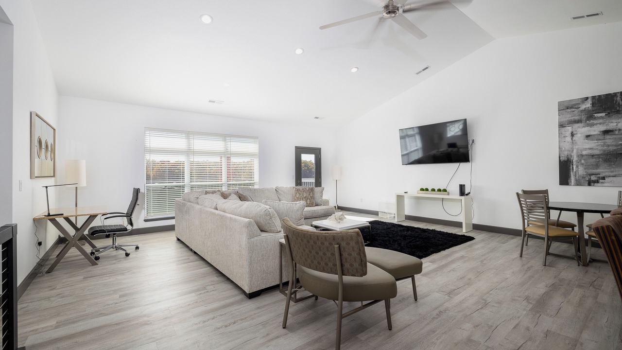Photo of Livingroom in St. Robert