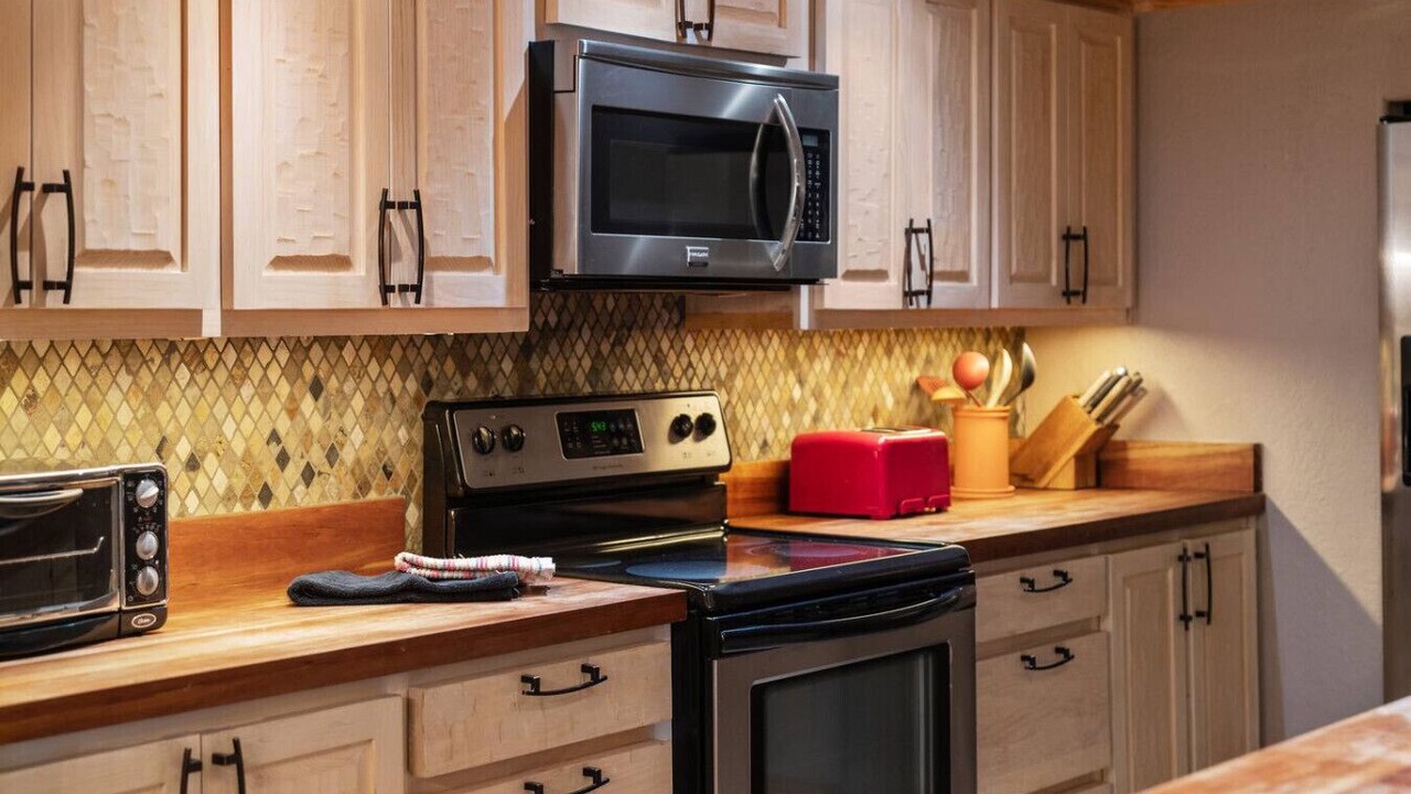 Photo of Kitchen in Historic Eastside