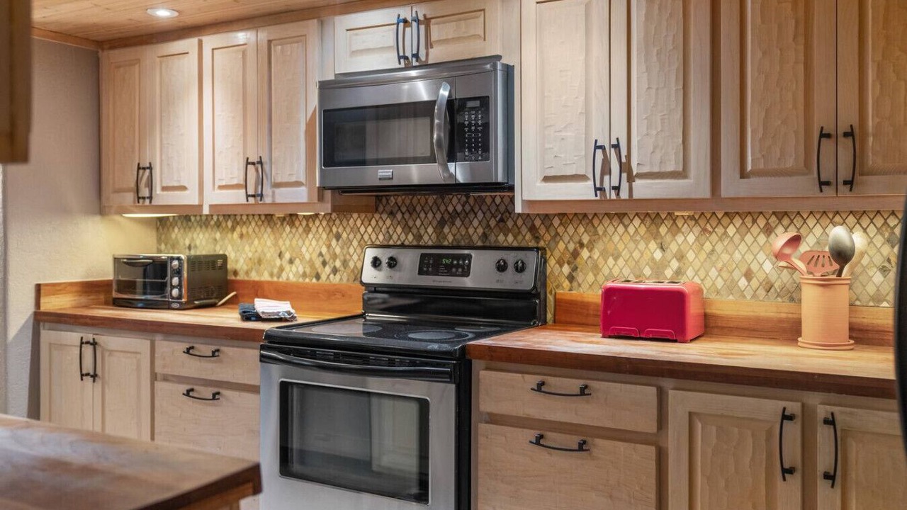 Photo of Kitchen in Historic Eastside