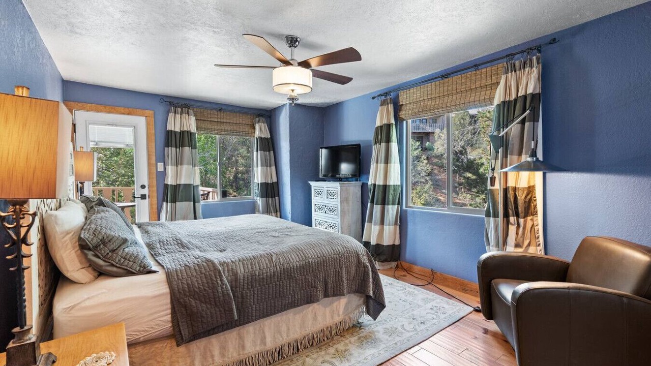 Photo of Bedroom in Historic Eastside