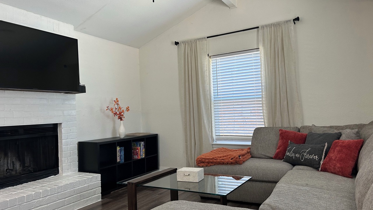 Photo of Livingroom in South Arlington