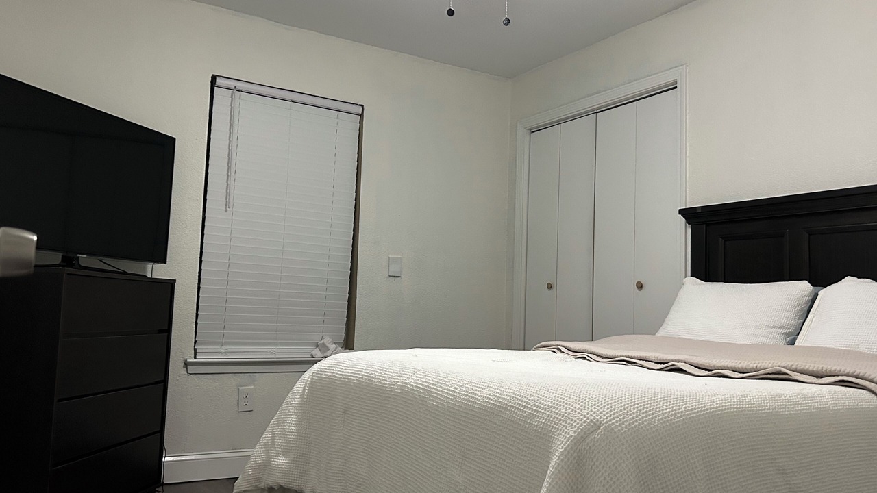 Photo of Bedroom in South Arlington