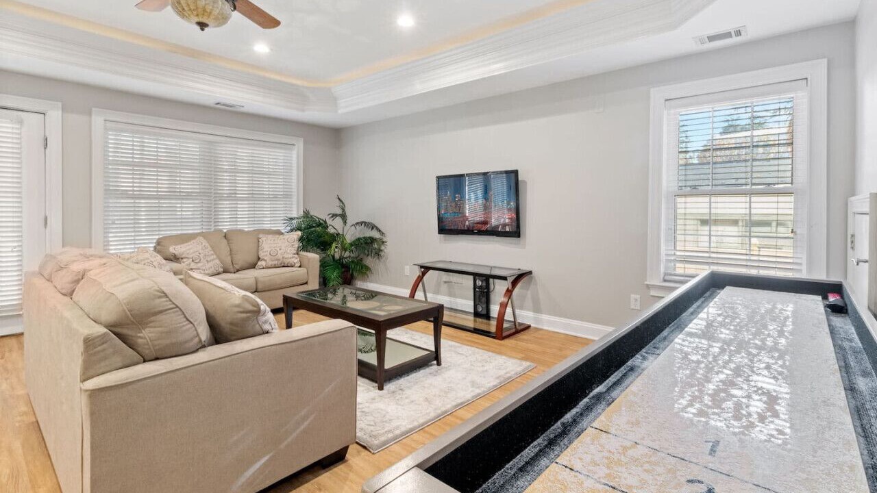 Photo of Livingroom in Savannah Beach